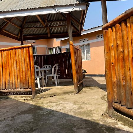 Suba Motel Kihihi Ngoại thất bức ảnh