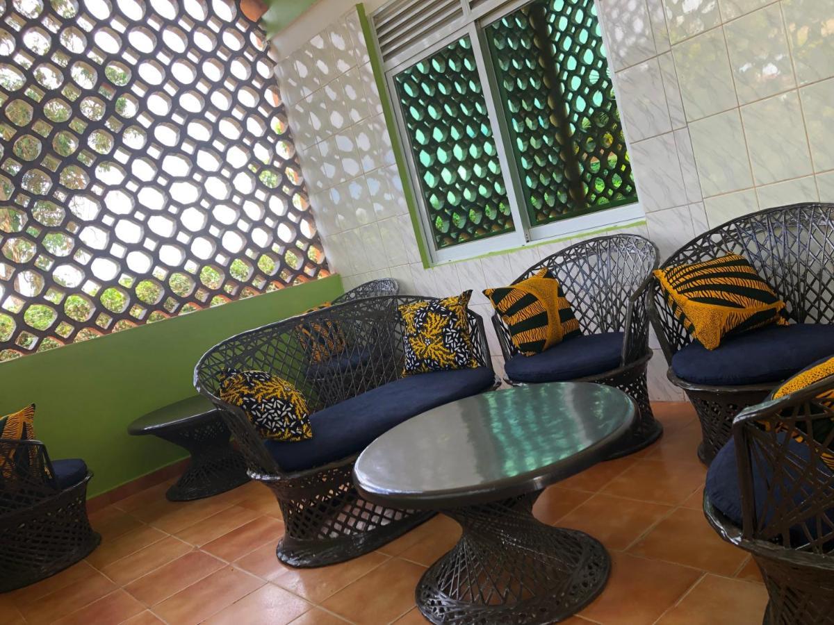 Suba Motel Kihihi Ngoại thất bức ảnh