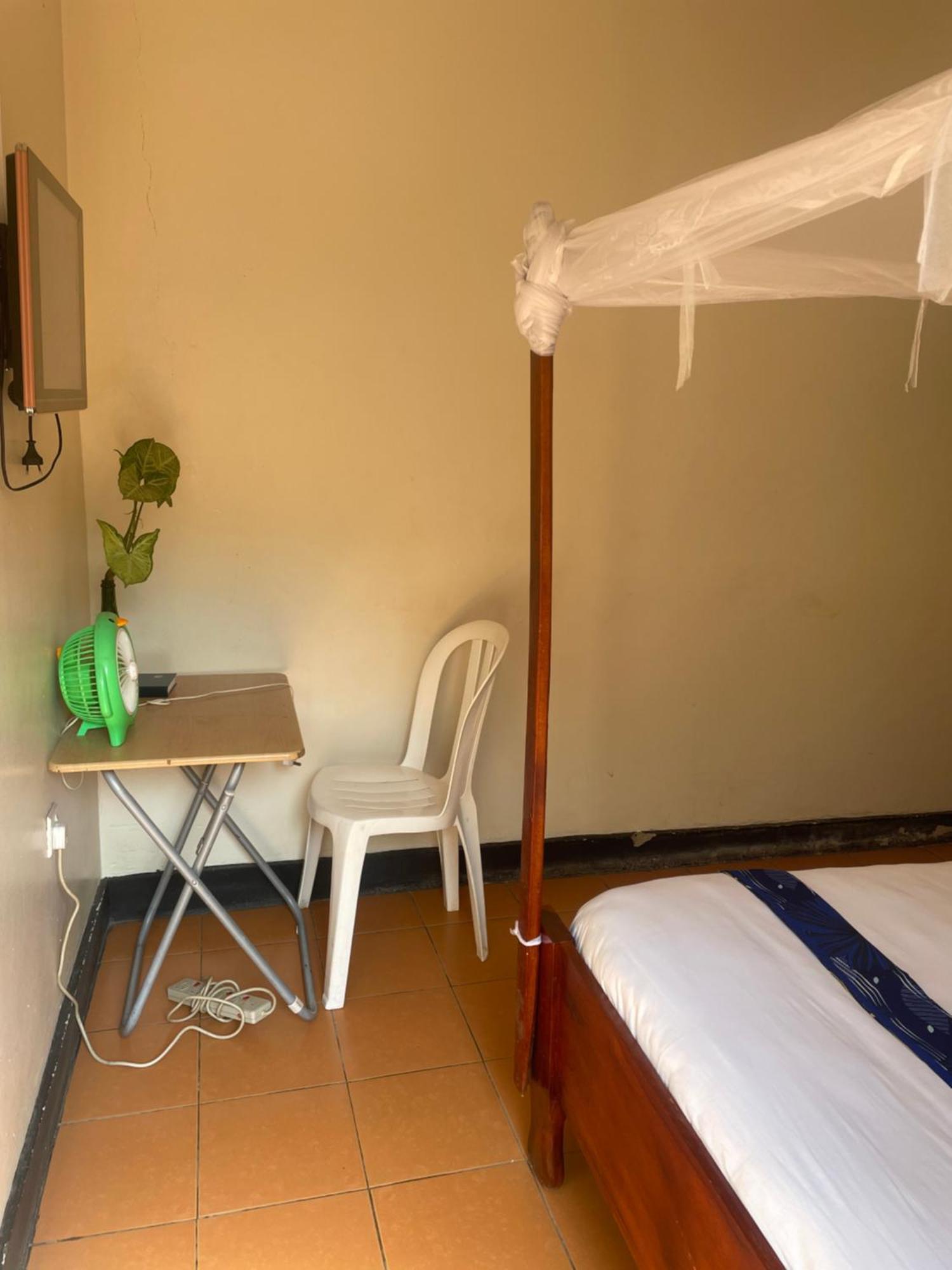 Suba Motel Kihihi Ngoại thất bức ảnh