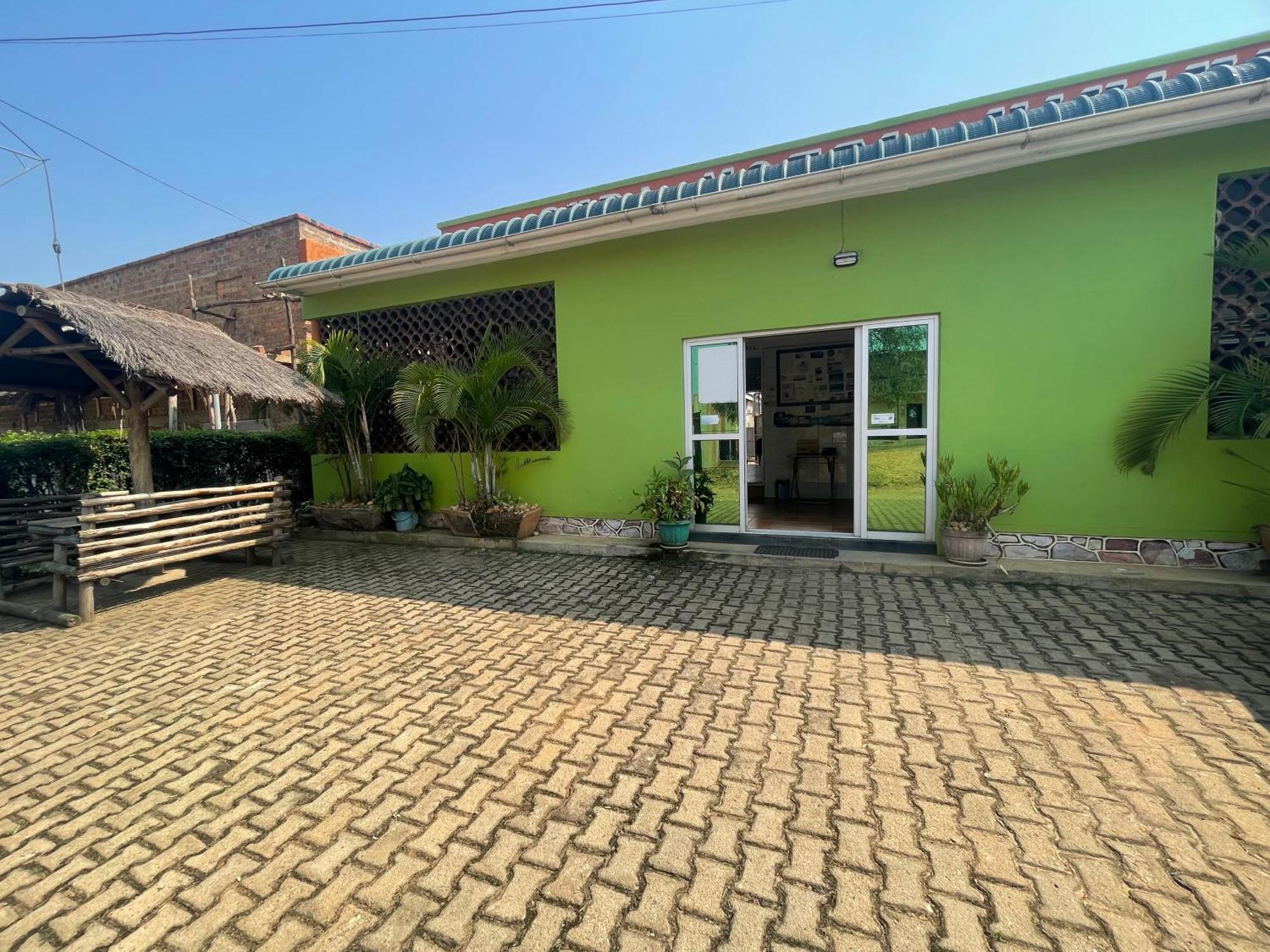 Suba Motel Kihihi Ngoại thất bức ảnh