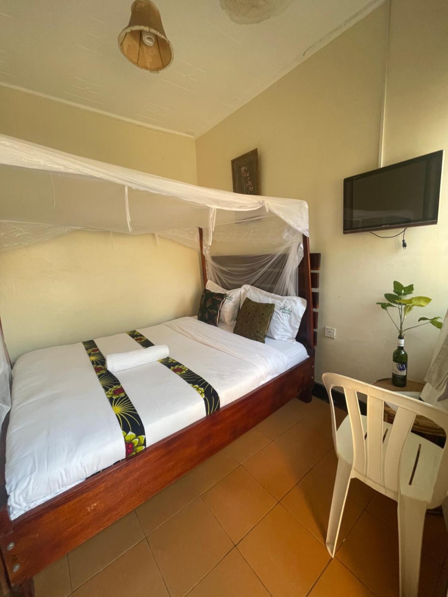 Suba Motel Kihihi Ngoại thất bức ảnh